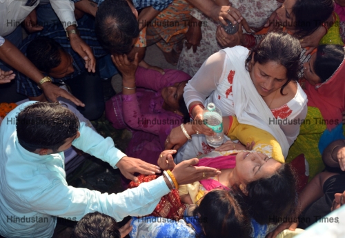 Sukma Naxal Attack: Martyr CRPF Jawans Paid Last At Native Villages
