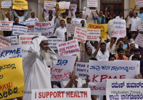 People Demonstrate In Support Of Karnataka Private Medical Establishment Act