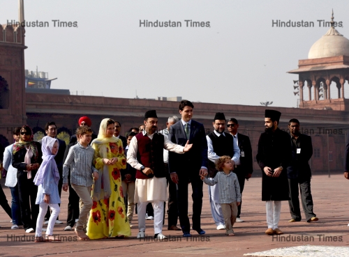 Justin Trudeau In India: Canada Prime Minister Visits Jama Masjid