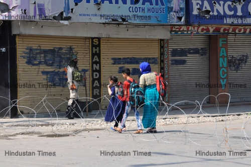 Restrictions Imposed In Srinagar After Separatists Call March To UN Office