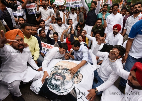 Indian Youth Congress Members Protest Against Home Minister Amit Shah, Demand Resignation
