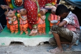Artists Making Ganpati Idols For Ganesh Chaturthi Festival