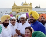 Congress Leaders Visit Golden Temple
