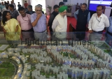 Union Urban Affairs Minister Hardeep Singh Puri Handed Over Government Flats At East Kidwai Nagar