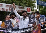 Doctors Protest Against NMC Bill In Delhi