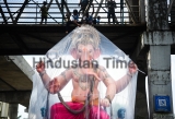 Heavy Traffic Jam In Mumbai As 24 Feet Tall Ganpati Idol Stuck Under Foot Over Bridge 