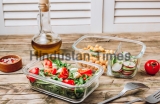 Healthy,Meal,Prep,Containers,With,Chickpeas,And,Spring,Salad,With