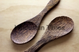Spoons,On,Wooden,Background