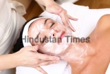 Face,Of,Women,Getting,A,Spa,Treatment