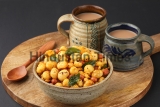 Makhana,Chiwda,Or,Foxnuts,,Peanuts,And,Chanadal,Mixture,With,Two